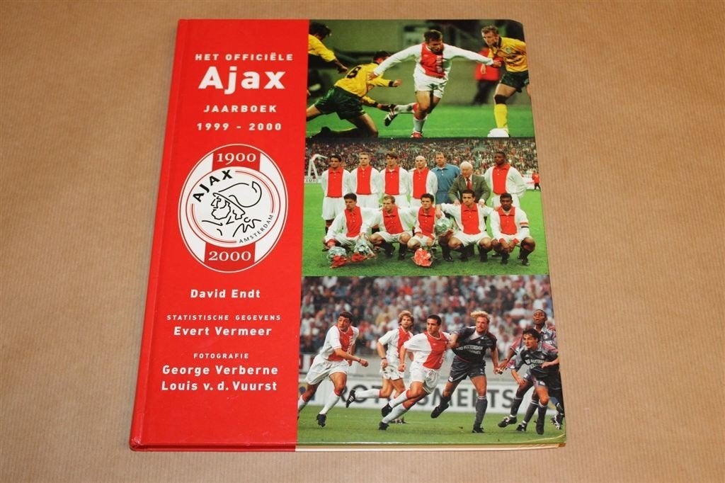 Het Officiële Ajax Jaarboek — Seizoen 1999-2000, Boeken, Ophalen of Verzenden, Zo goed als nieuw, Watersport en Hengelsport