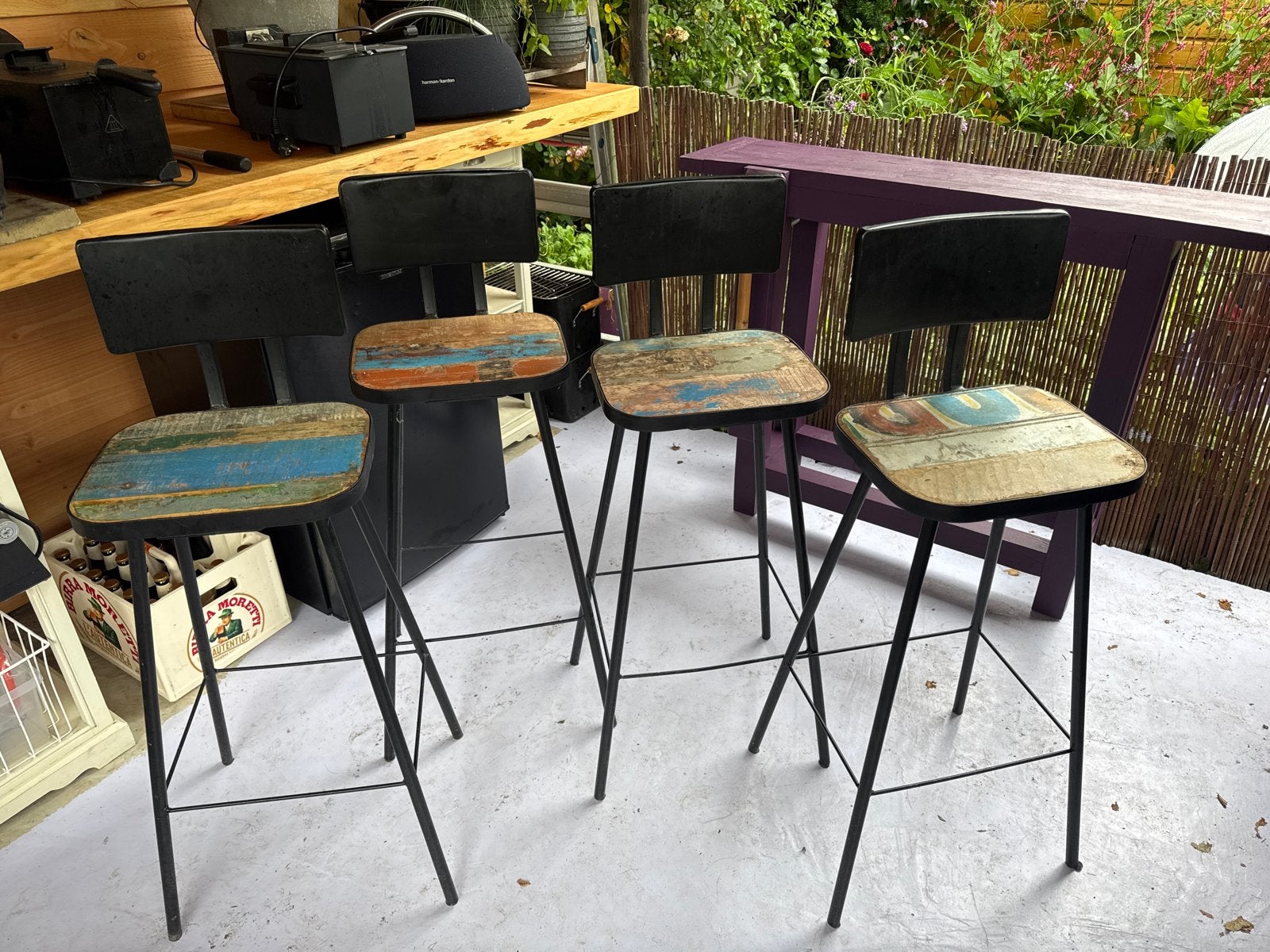 Set van 4 industriële barkrukken met gerecycled houten zitti, Huis en Inrichting, Barkrukken, Ophalen, Gebruikt, Met voetsteun