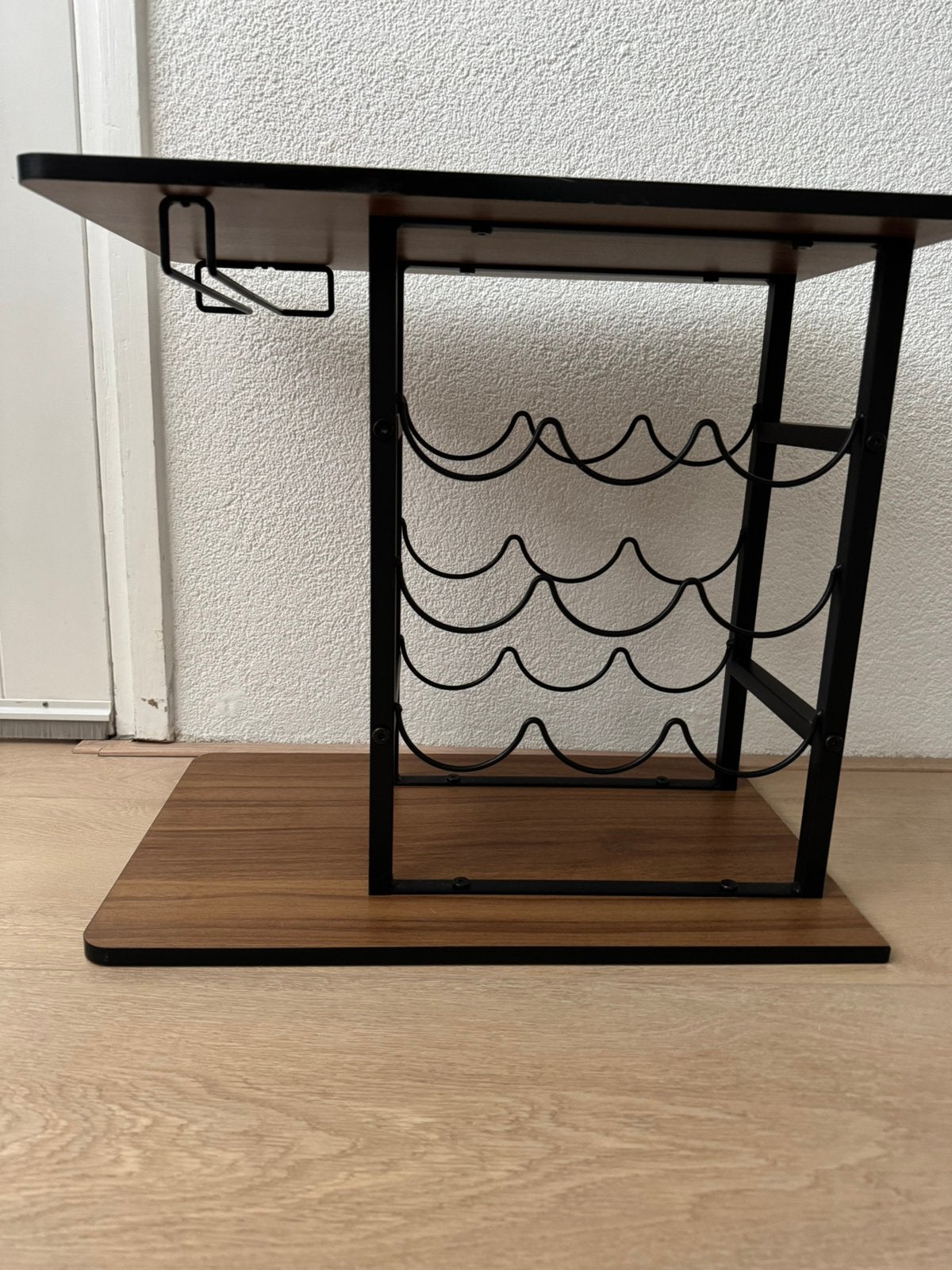 Wijnrek met mogelijkheid om glazen op te hangen, Ophalen, Zo goed als nieuw