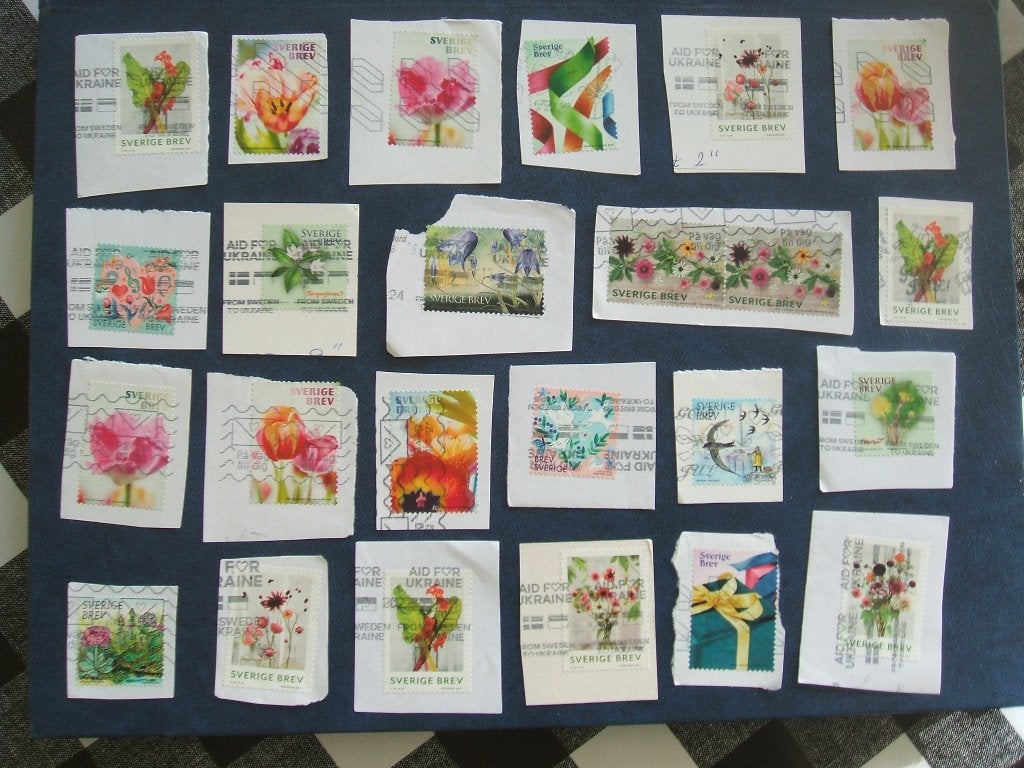Zweden op papier ( kilowaar ), Postzegels en Munten, Ophalen of Verzenden, Zweden, Gestempeld