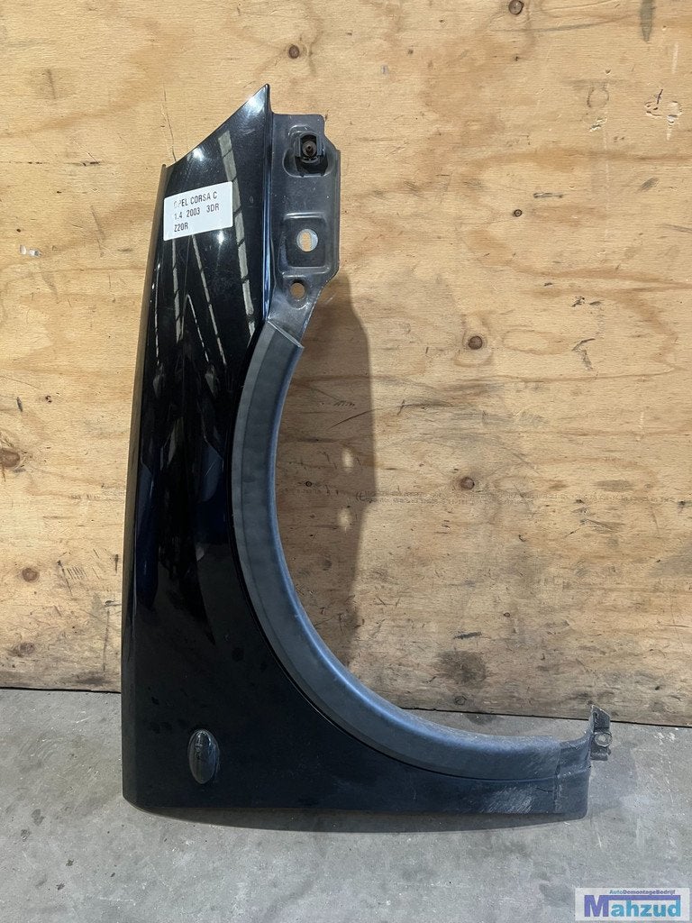 OPEL CORSA C ZWART Z20R rechts voorscherm 2000-2005, Auto-onderdelen, Carrosserie en Plaatwerk, Opel, Gebruikt, Ophalen of Verzenden