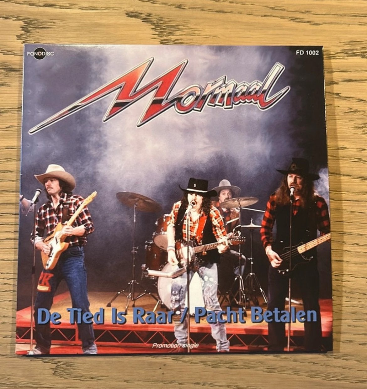 Normaal - De tied is raar / Pacht betalen (single), Cd's en Dvd's, Vinyl Singles, Ophalen of Verzenden, Zo goed als nieuw, Nederlandstalig