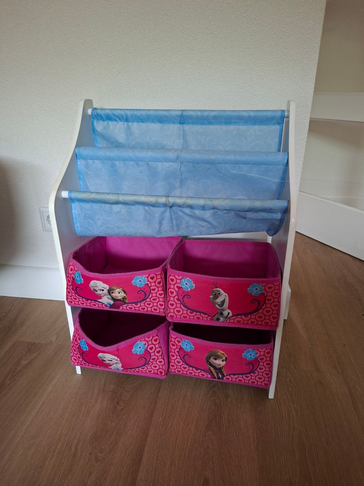 Frozen Opbergrek/schoenenkastje met Anna en Elsa, Ophalen, Gebruikt, Minder dan 75 cm, Minder dan 50 cm