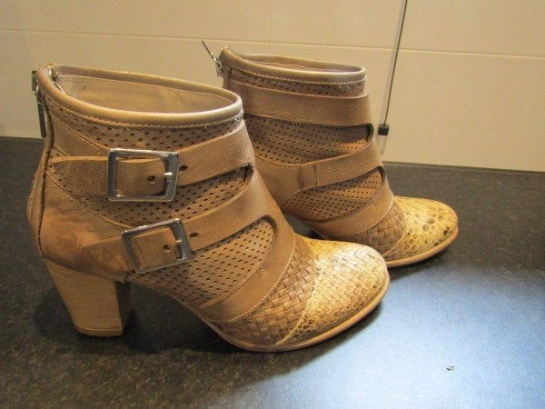 G1027 Roberto d’Angelo mt 37 korte laarsjes beige leer leder, Kleding | Dames, Schoenen, Verzenden, Beige, Lage of Enkellaarzen