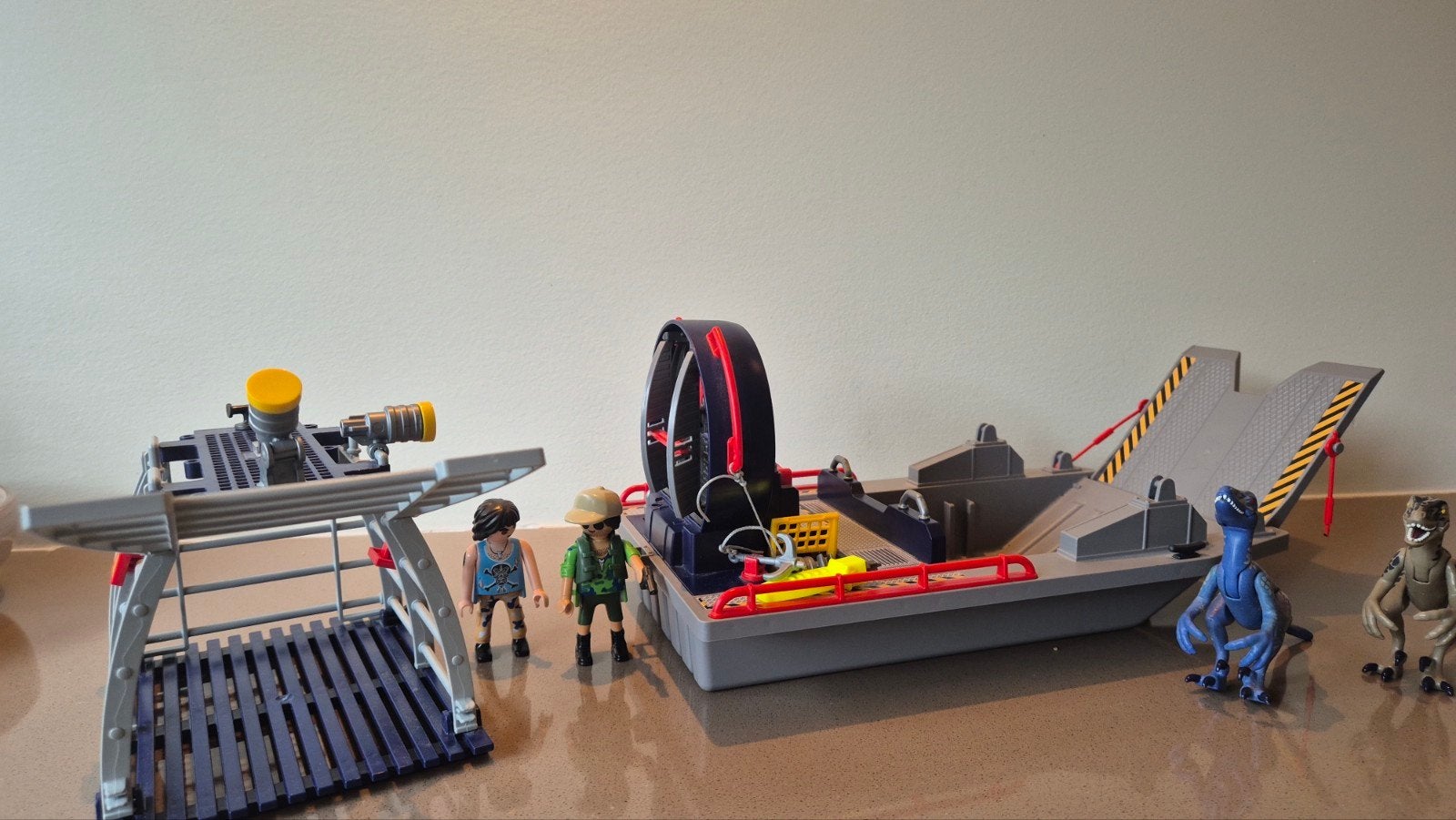 Playmobil luchtkussenboot met dino kooi 9433, Ophalen of Verzenden, Zo goed als nieuw