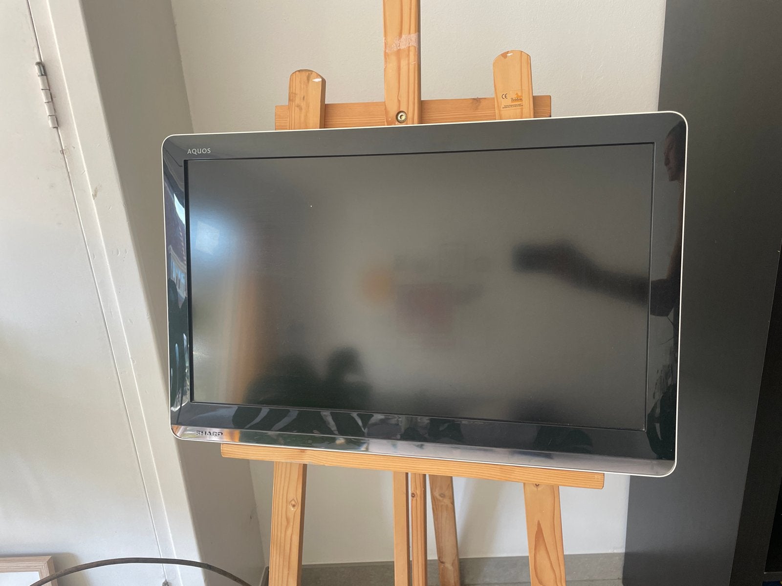 Sharp Aquos LCD TV LC-26LE320E - 26 inch, Audio, Tv en Foto, Televisies, Ophalen, Gebruikt, 50 Hz, Sharp