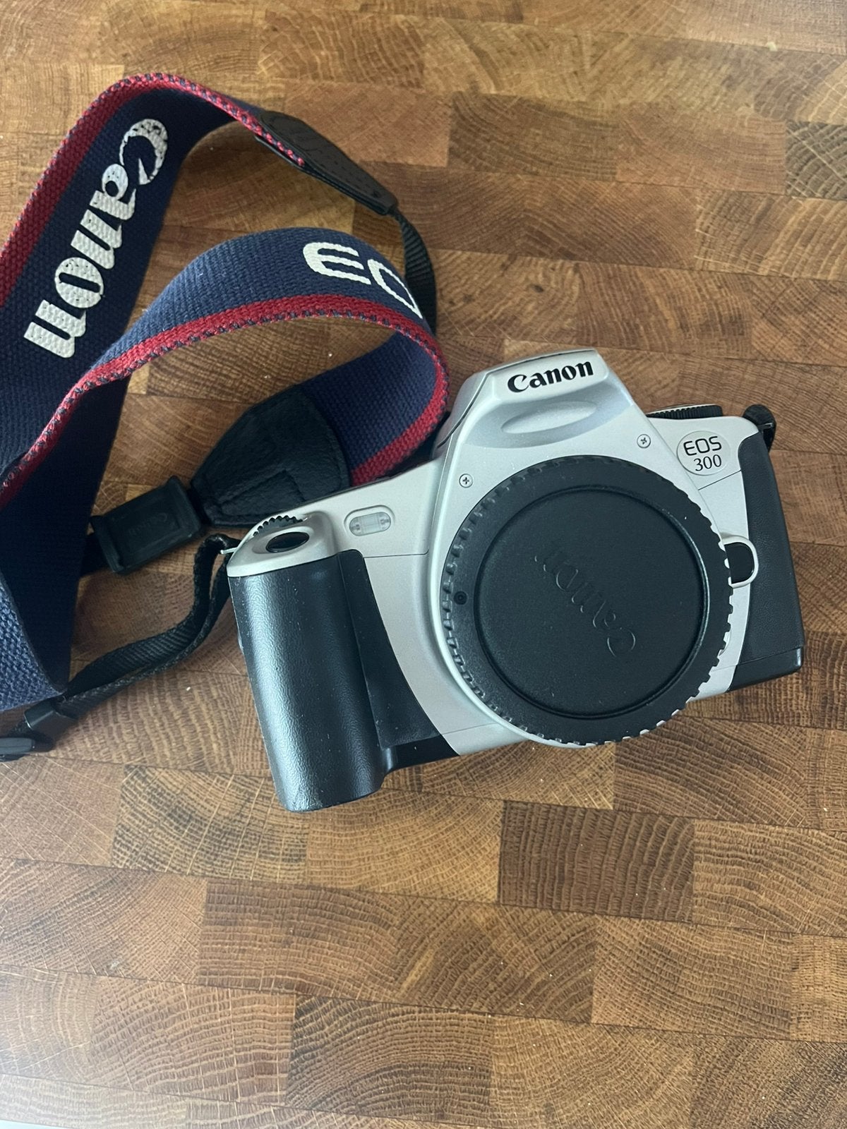 Canon EOS 300 analoog zonder lens, Audio, Tv en Foto, Fotografie | Lenzen en Objectieven, Ophalen of Verzenden, Gebruikt, Overige typen