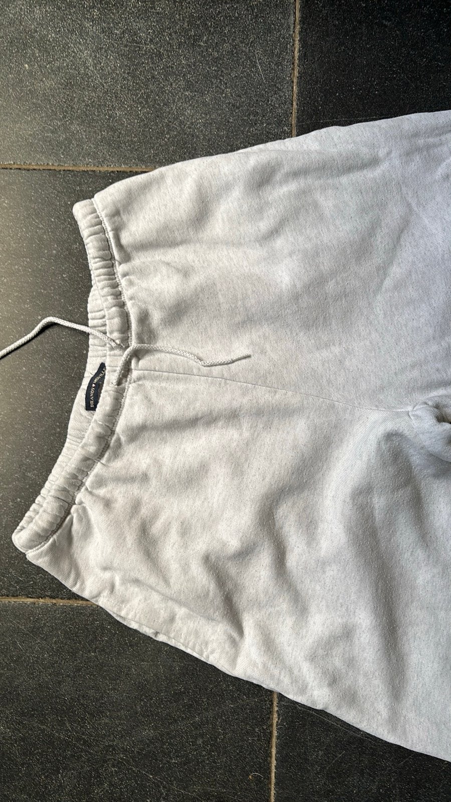 Brandy Melville Lichtgrijze Joggingbroek One Size, Ophalen of Verzenden, Gedragen, Maat 36 (S), Grijs