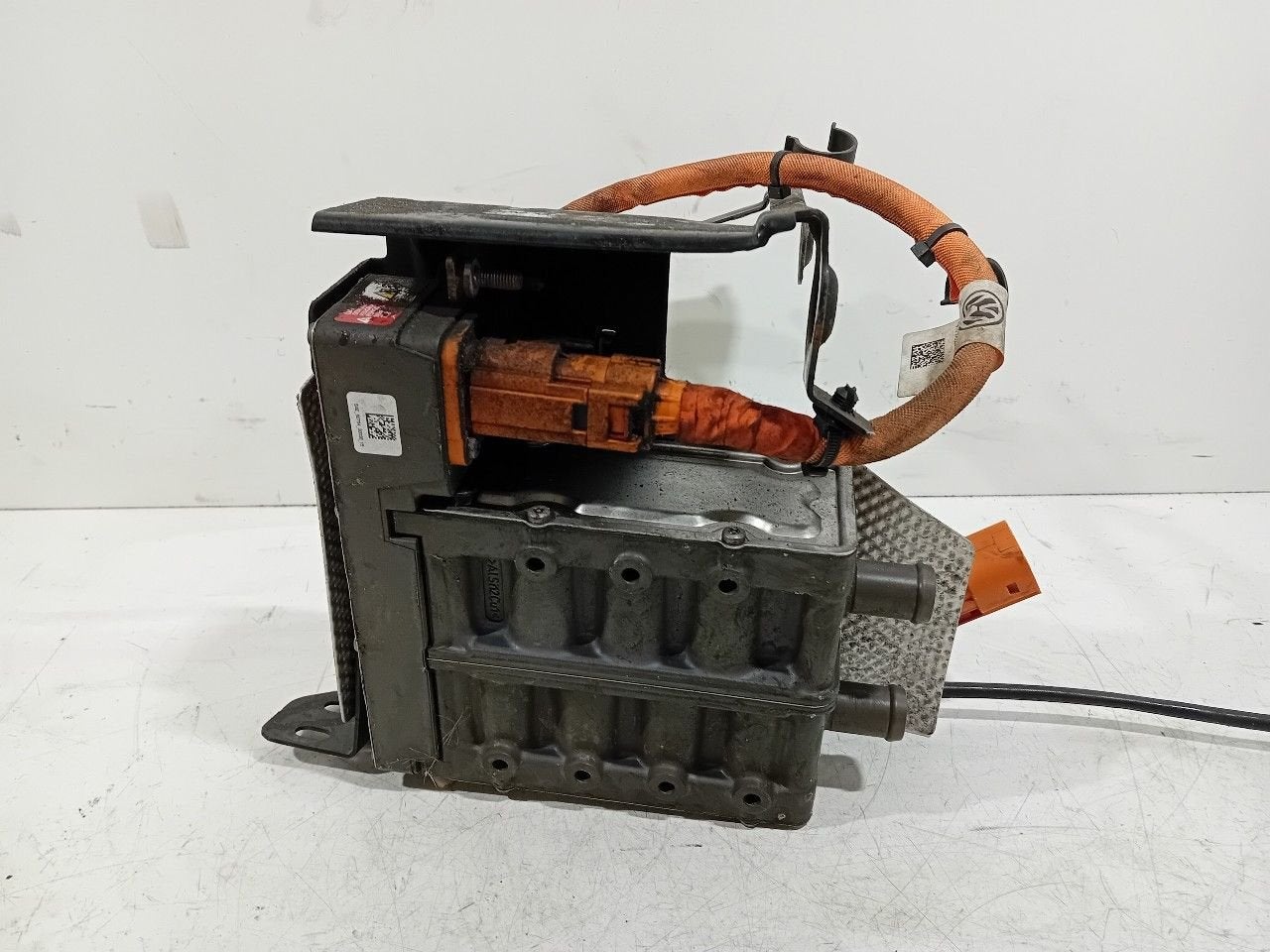 Verwarmingselement kachelhuis Volkswagen Golf, Onderdelen@venauto.nl, Van der Ven Autorecycling B.V., Gebruikt, Ettenseweg 76, 4706 PB Roosendaal, The Netherlands