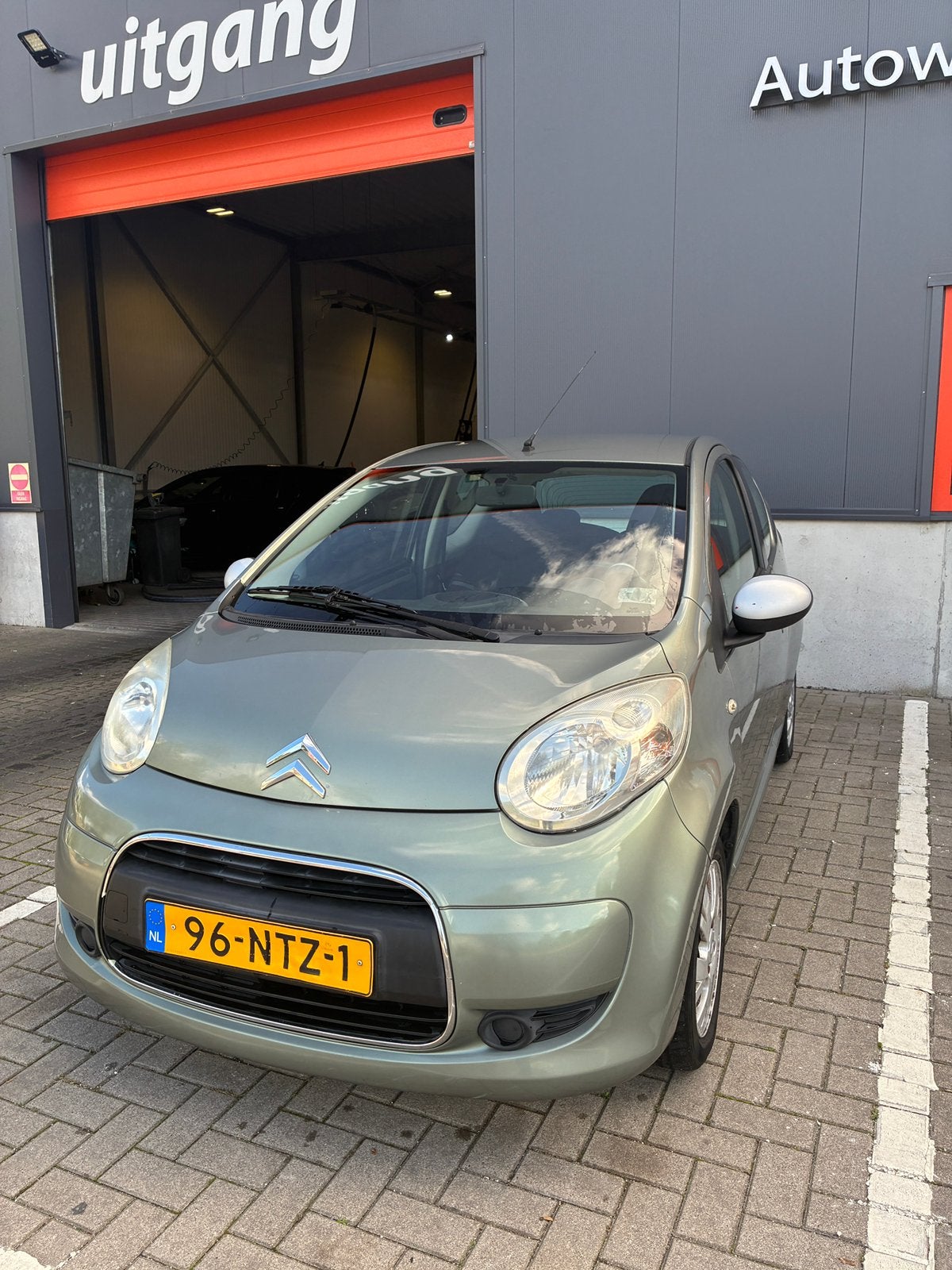 Citroën C1 1.0 3-DRS 2010 Groen, Voorwielaandrijving, 4 stoelen, C1, 68 pk