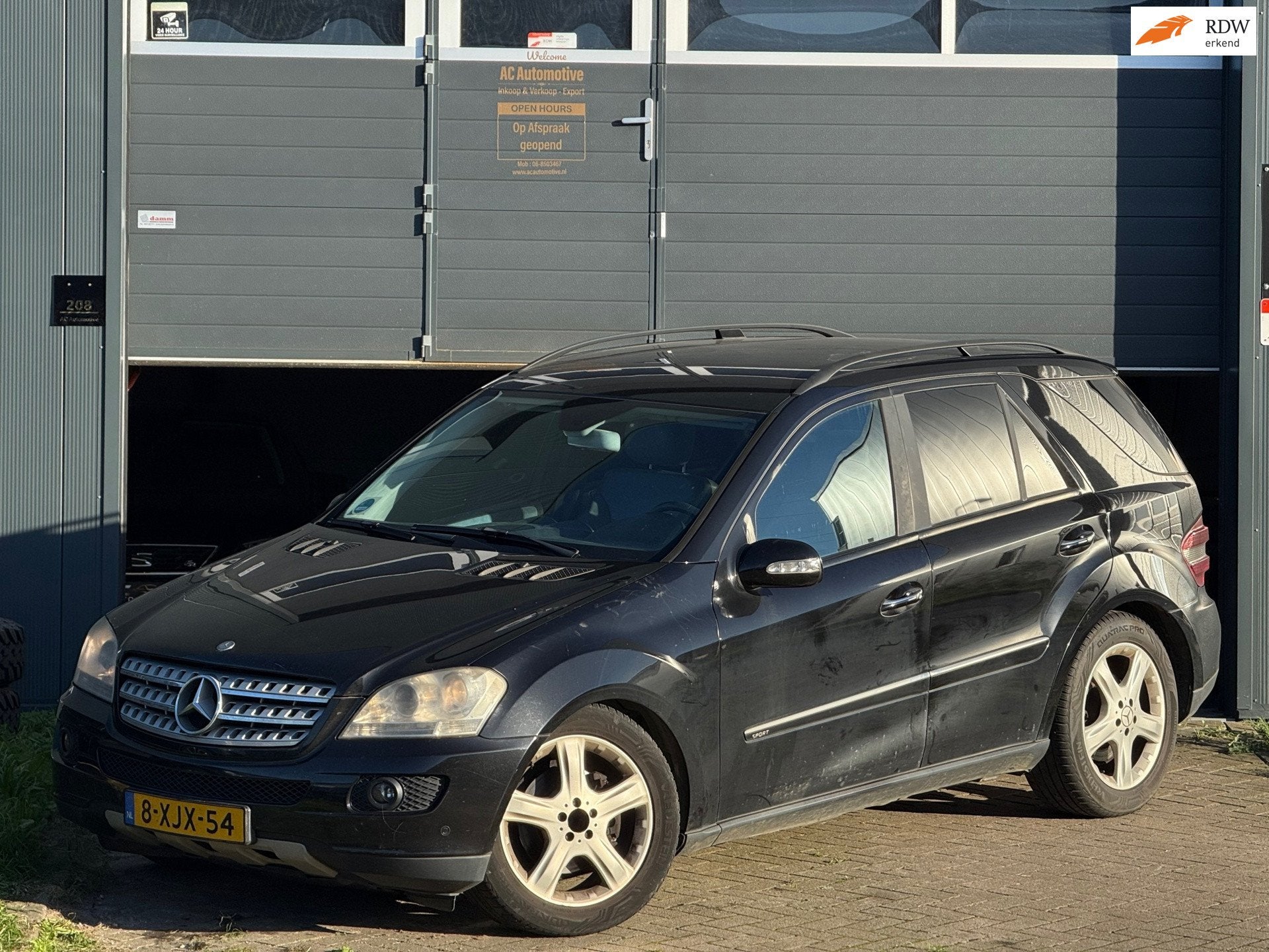 Mercedes-Benz M-klasse 320 CDI 4MATIC Youngtimer, Auto's, Automaat, Gebruikt, 255 €/maand, 10 km/l