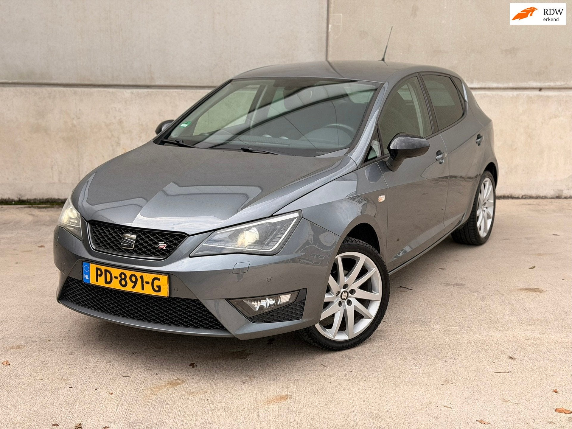 SEAT Ibiza 1.0 EcoTSI FR Ori NL NAP APK CarPlay Stoelverwarm, Voorwielaandrijving, Stof, 995 kg, Origineel Nederlands