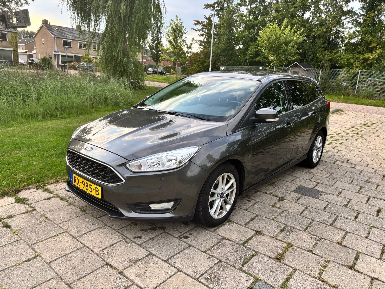 Ford Focus Wagon 1.0 EcoBoost 100pk | CarPlay | 2018, Zwart, 100 pk, Origineel Nederlands, Handgeschakeld