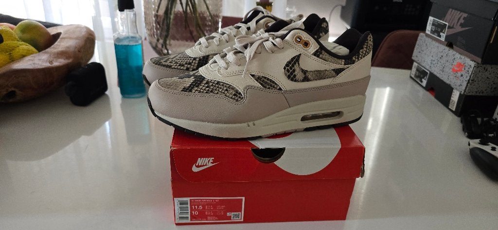 Nike Air Max 1 ’87 Snakeskin maat 44 – nieuw met doos, Kleding | Heren, Schoenen, Ophalen, Overige kleuren, Nieuw, NIKE