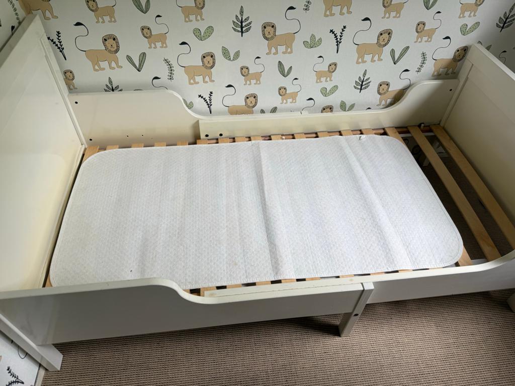 IKEA Vyssa uitschuifbaar kinderbed met lattenbodem, Ophalen, Gebruikt, 70 tot 85 cm, Lattenbodem