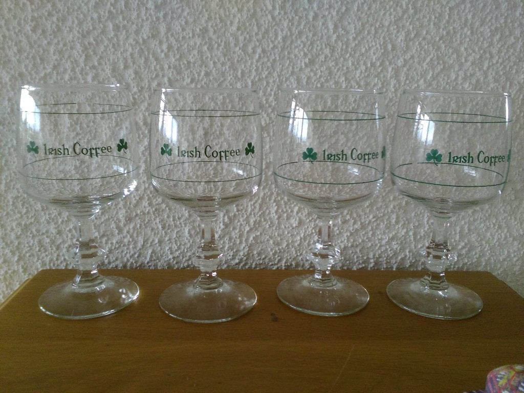 4 Irish coffee glazen, Verzamelen, Glas en Borrelglaasjes, Ophalen of Verzenden, Zo goed als nieuw, Overige typen