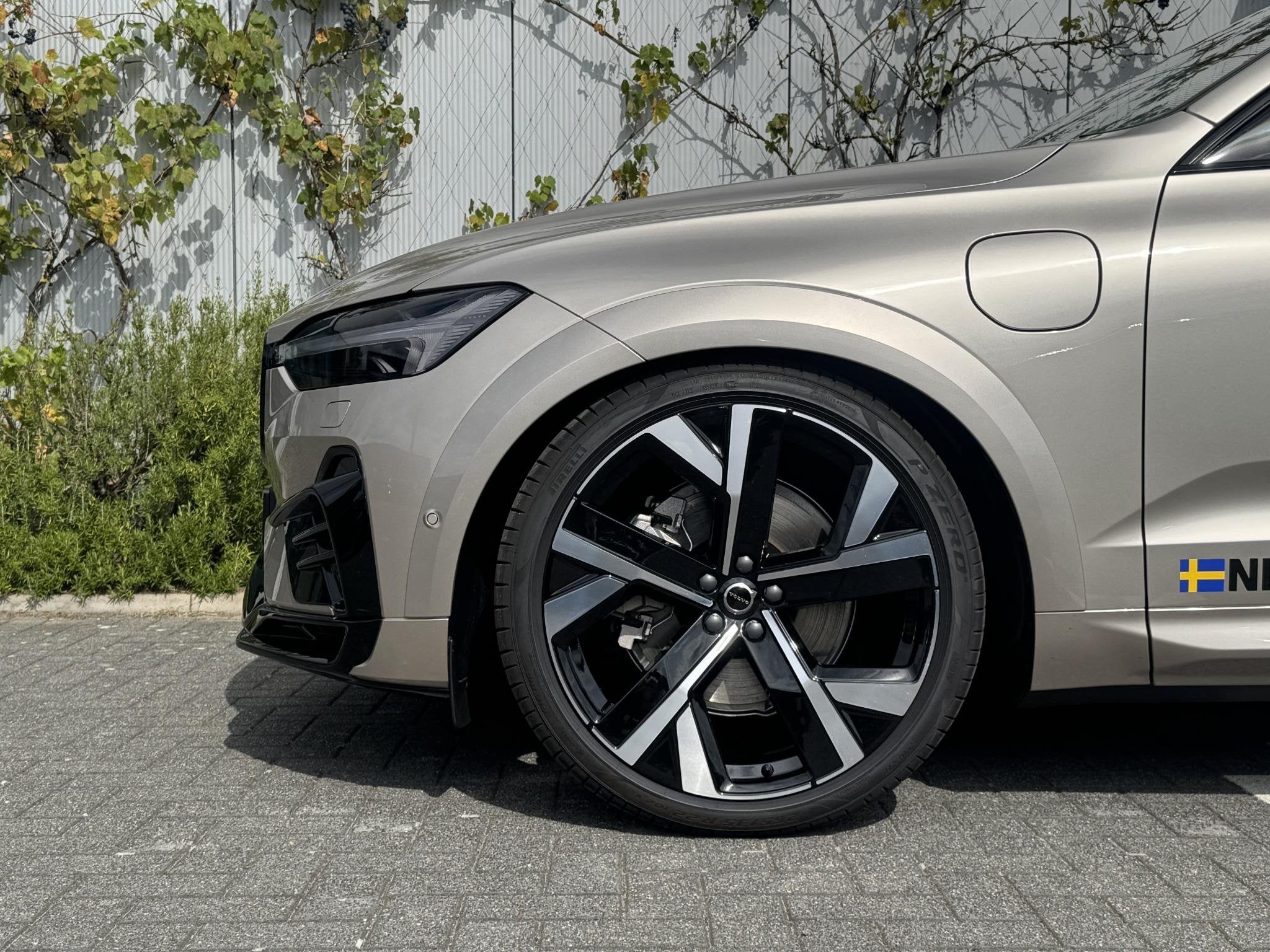 Volvo XC60 2.0 T8 Plug-in hybrid AWD Ultra Black Edition | H, Automaat, 12 maanden, Gebruikt, Euro 6