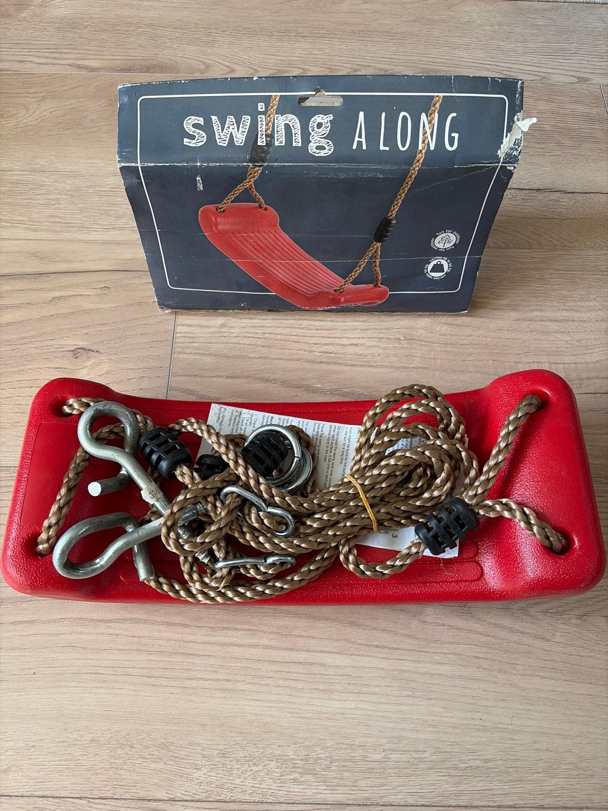 Nieuwe Swing Along schommel - rood, in doos, Ophalen of Verzenden, Nieuw, Schommel