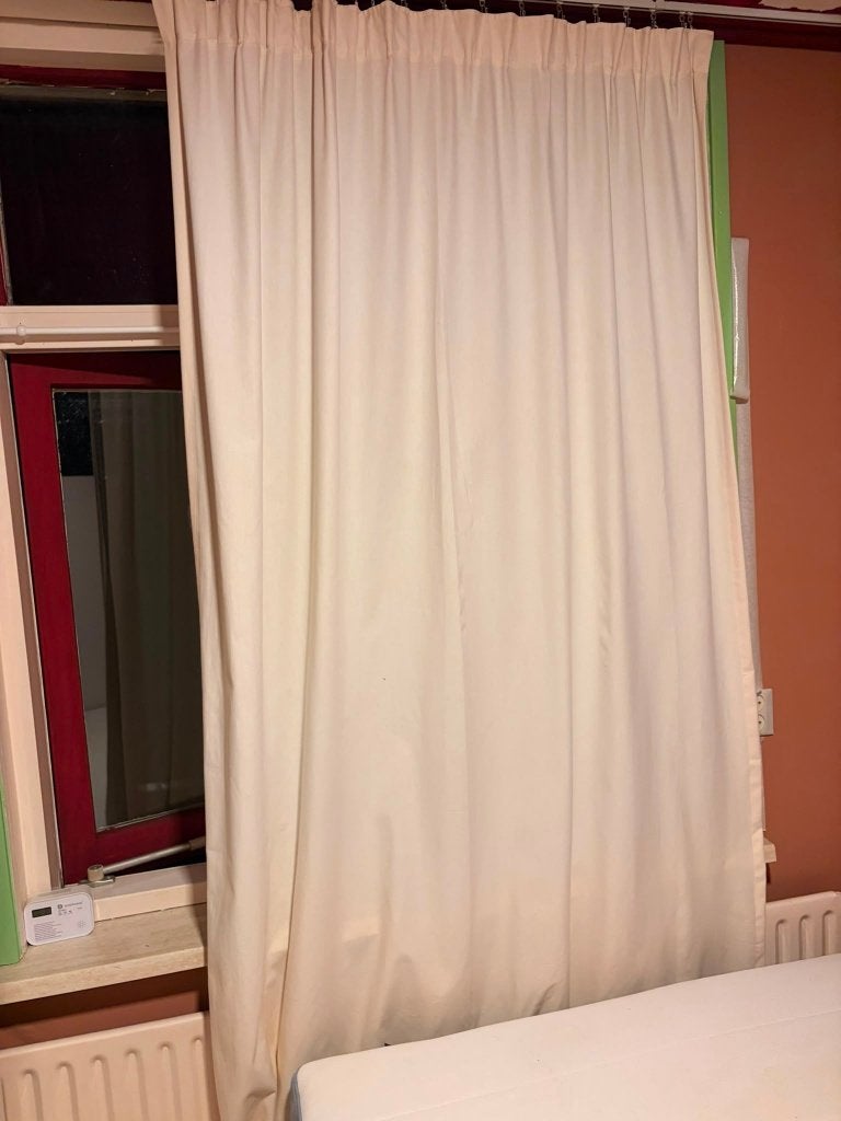 Hema kant en klaar gordijn ecru, 100% katoen, Huis en Inrichting, Ophalen, Nieuw, Crème, Gordijn