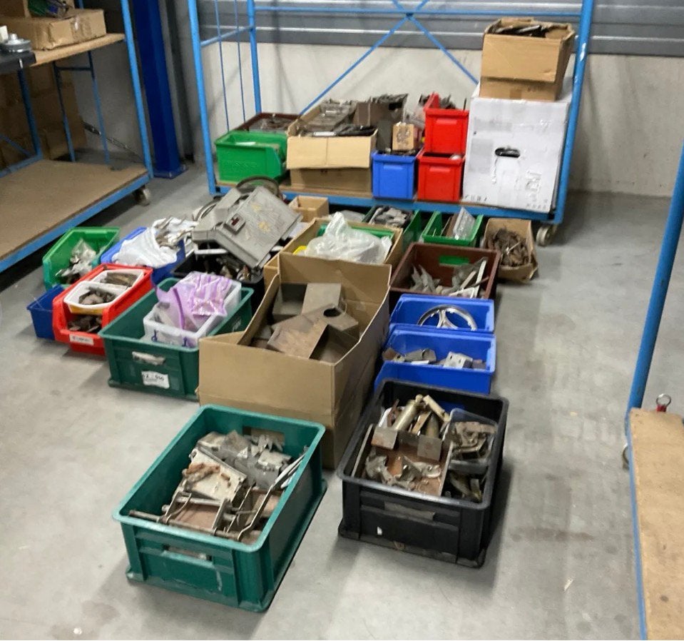 Grote partij onderdelen oude slotmachines  Mills Jennings, Verzamelen, Automaten | Gokkasten en Fruitautomaten, Ophalen, Gebruikt