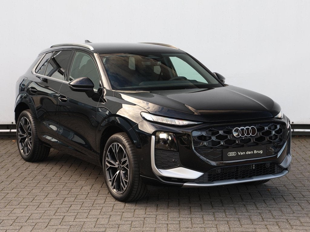Audi Q3 1.5 200kW e-hybrid S edition | Tech plus pakket | S, 1800 kg, 4 cilinders, 150 min, Hybride Elektrisch/Benzine