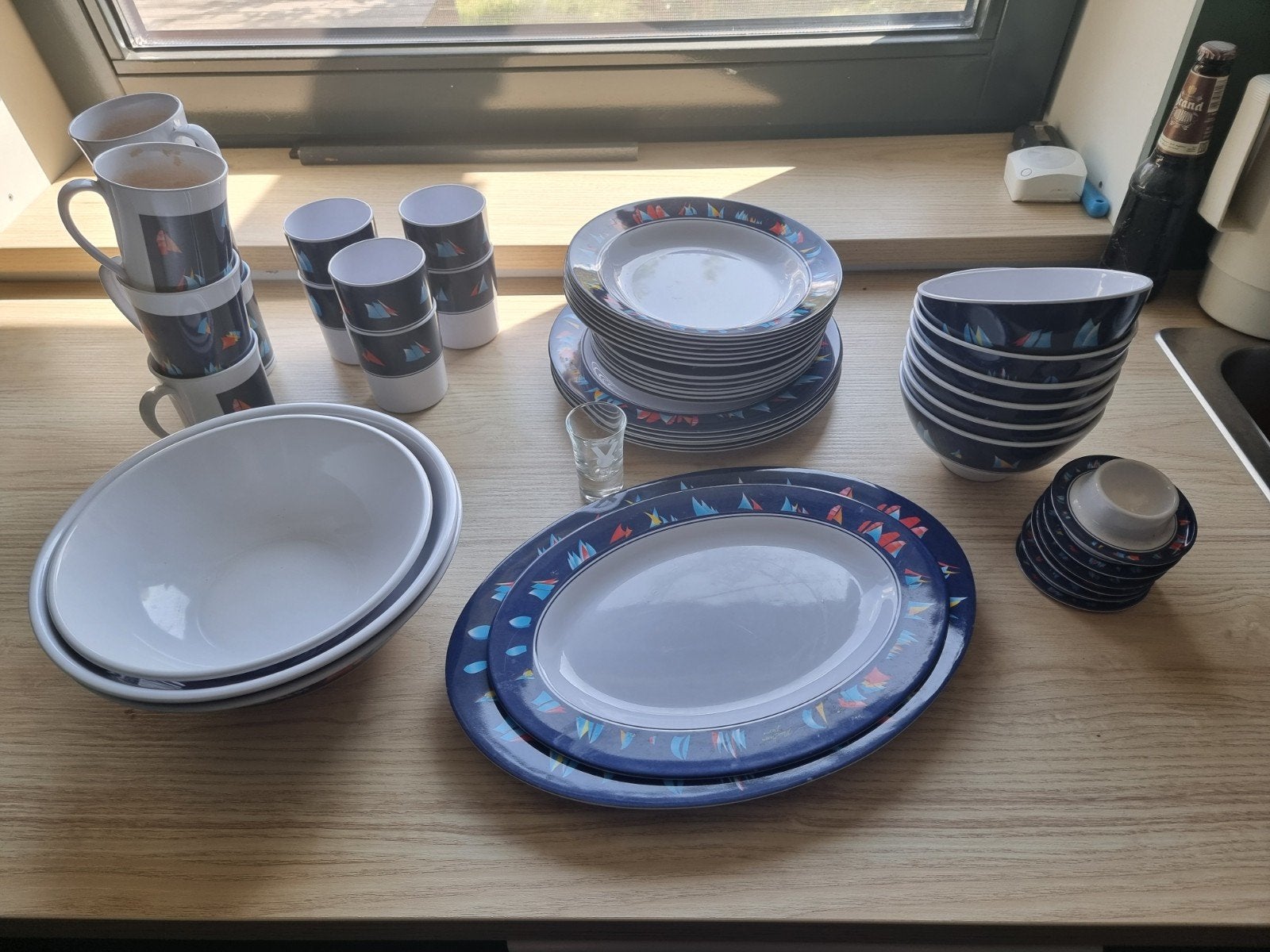 Compleet servies met nautisch thema - 6 persoons, Ophalen, Kunststof, Gebruikt, Overige stijlen