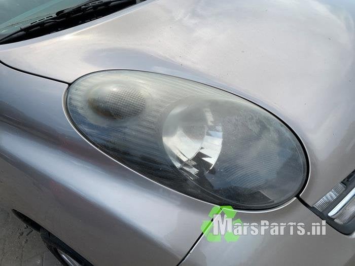 Koplamp rechts van een Nissan Micra CC, Auto-onderdelen, Gebruikt, -, -, Ophalen of Verzenden