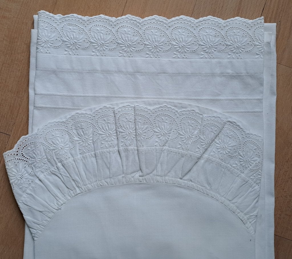 Brocante ledikant kleedje, Ophalen of Verzenden