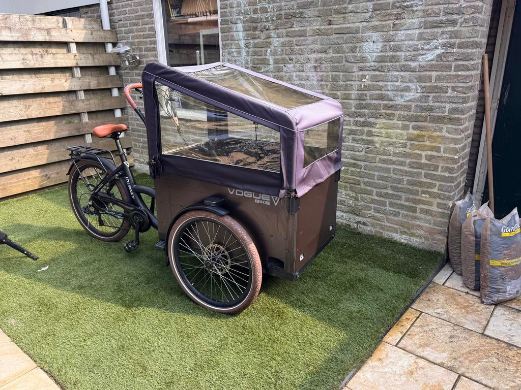 Vogue Bike elektrische Bakfiets met huif, 4 kinderen of meer, Elektrisch, Zo goed als nieuw, Schijfrem