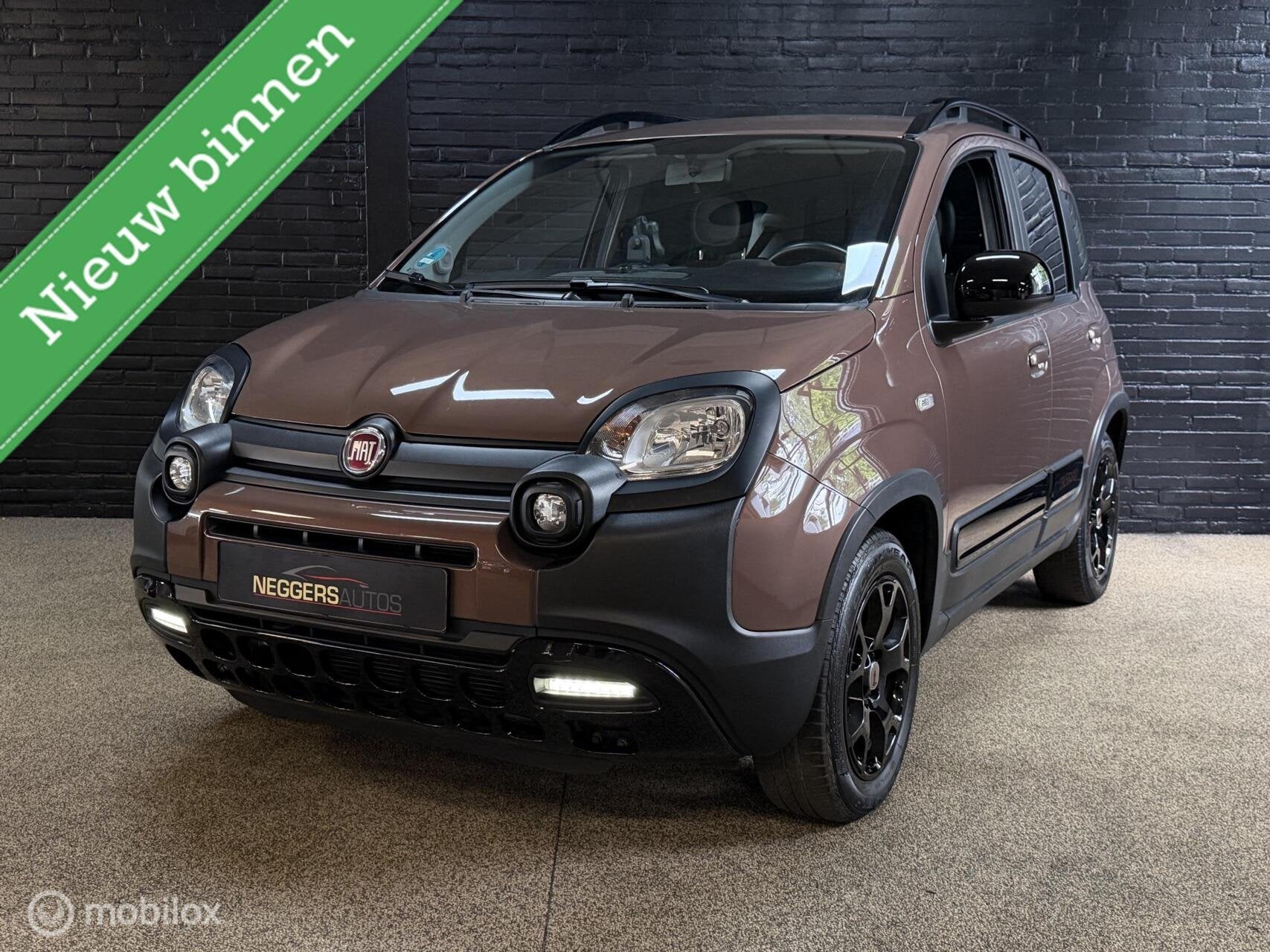 Fiat Panda 1.2 City Cross Trussardi PDC VELGEN DEALER ONDH, Auto's, Fiat, Voorwielaandrijving, Gebruikt, 1242 cc, Bruin