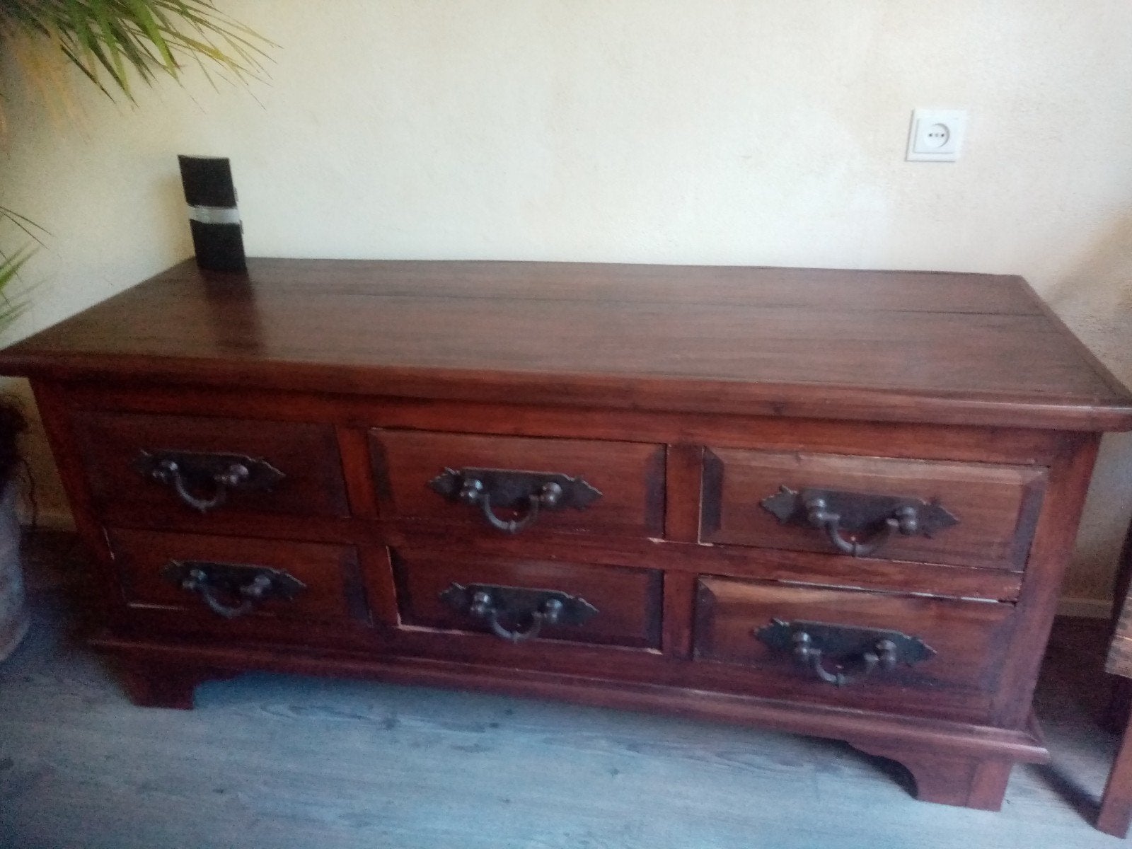 zware koloniale lade dressoir, Huis en Inrichting, Ophalen, Gebruikt, Koloniaals, 150 tot 200 cm