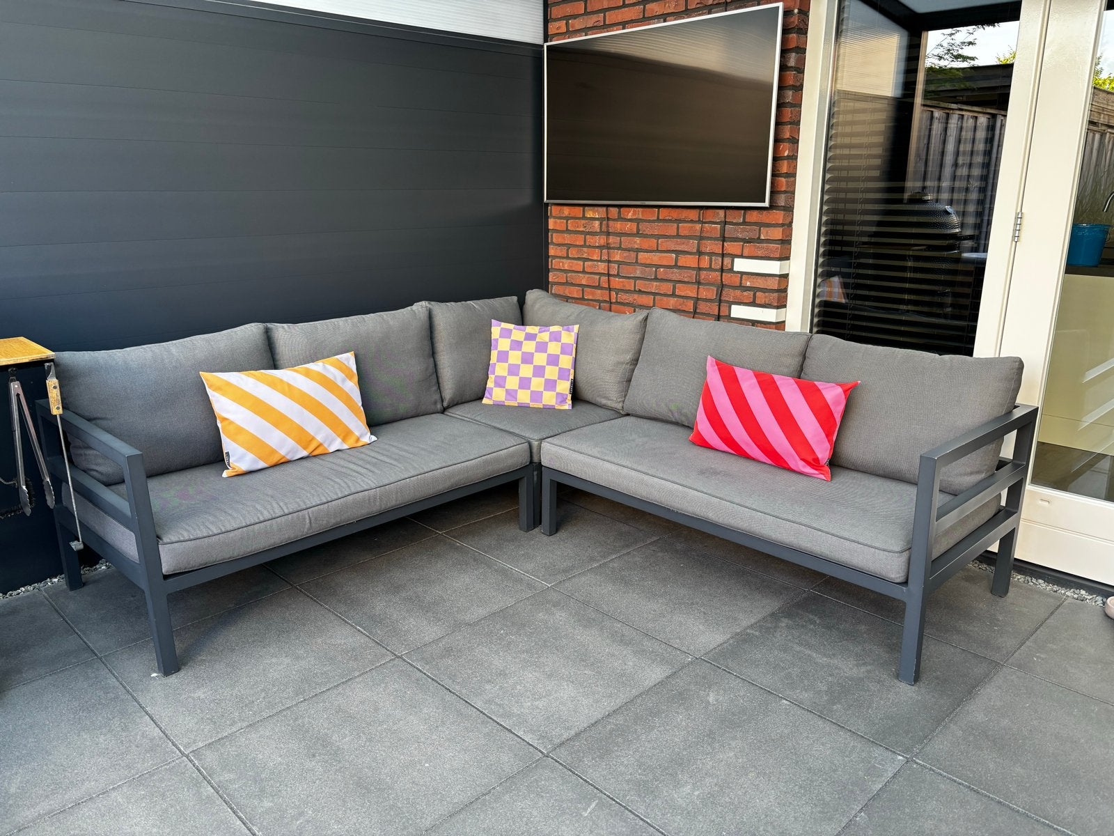 loungebank met kussens en poef/tafel, Ophalen, Gebruikt, 125 cm of meer, Metaal