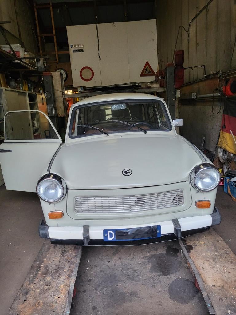 Trabant limo 12 volt, Particulier, Te koop
