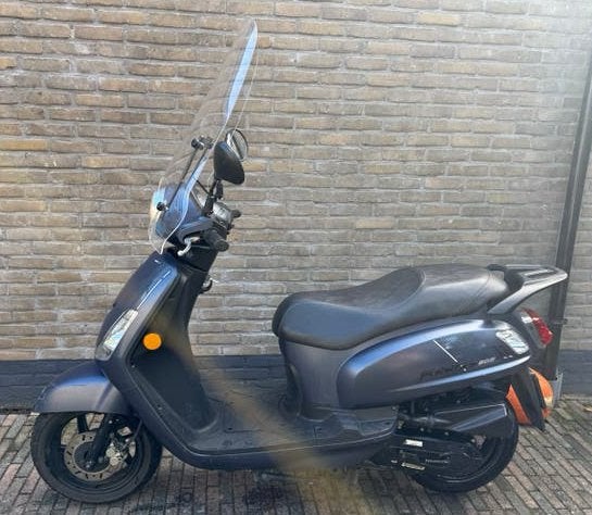 Sym fiddle 2 bj 2021, Ophalen, Maximaal 45 km/u, Zo goed als nieuw, Benzine
