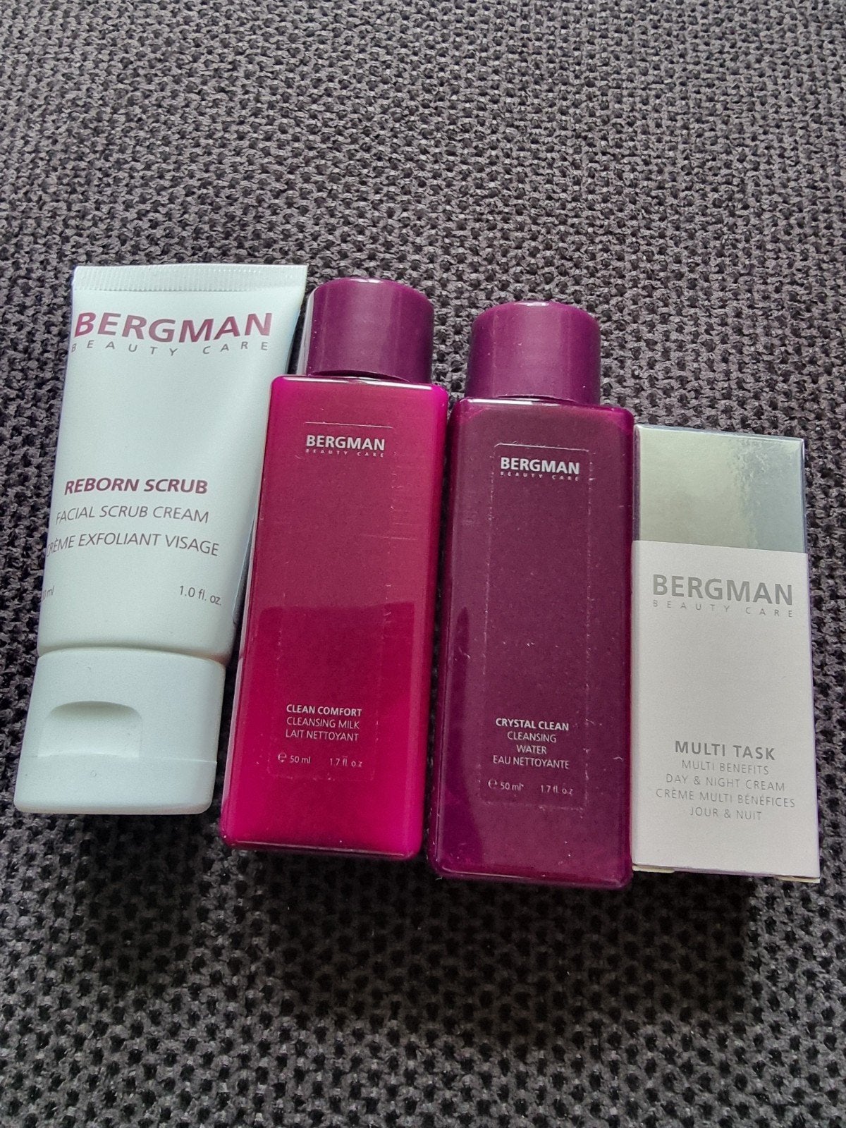 Bergman travelset rebound scrub,reinigingsmilk +lotion, Verzenden, Nieuw, Gehele gezicht, Reiniging