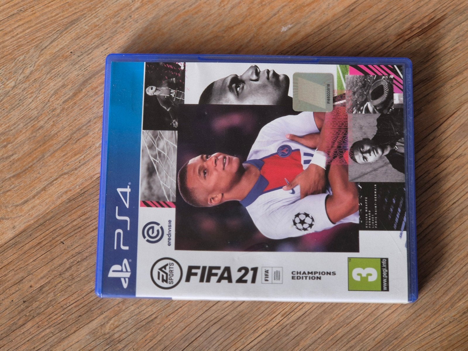 FIFA 21 Champions Edition PS4 - Zo goed als nieuw, Ophalen of Verzenden, Zo goed als nieuw, Eén computer, Sport