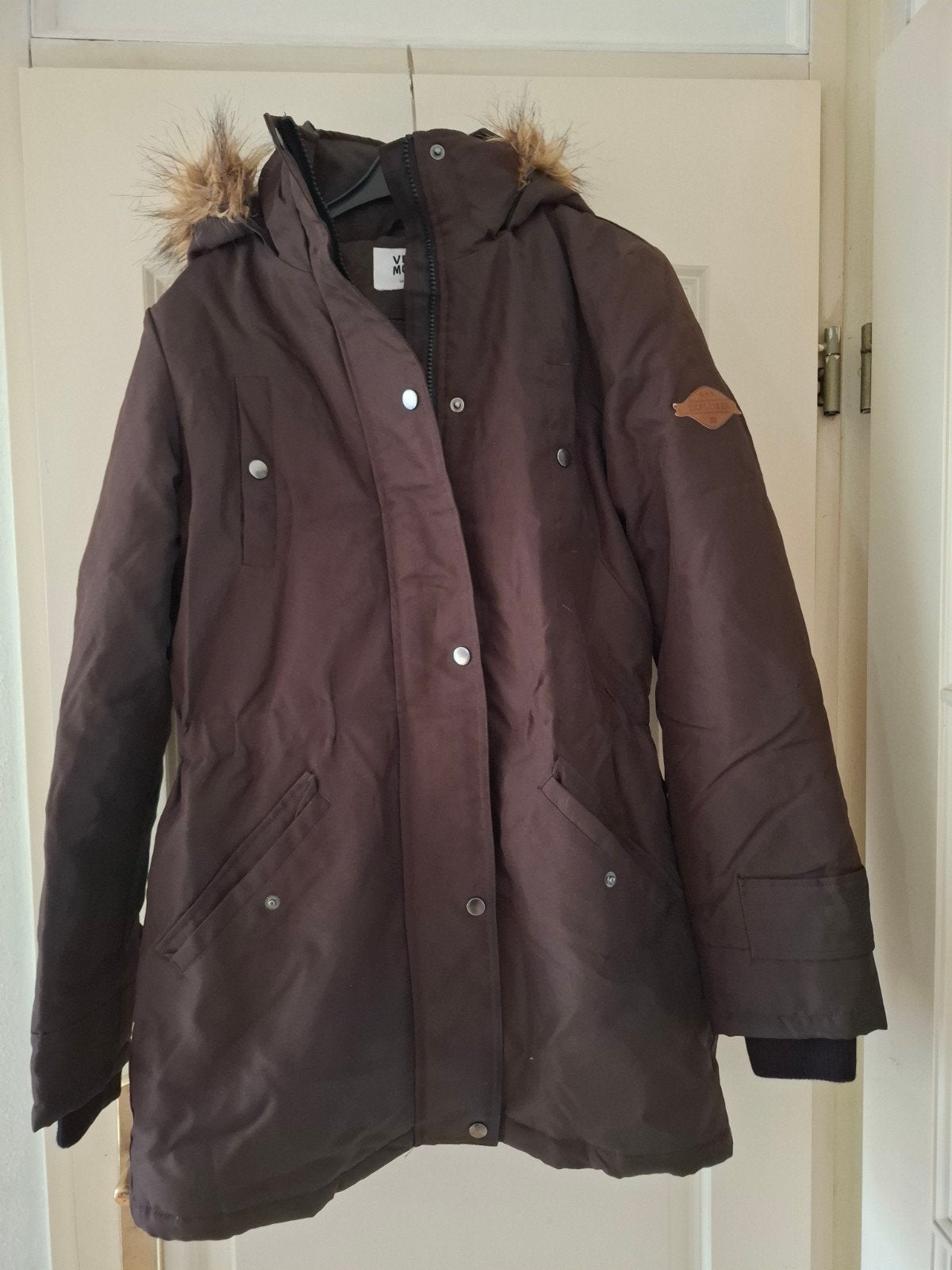 bruine winterjas Vera moda, Ophalen of Verzenden, Zo goed als nieuw, Maat 38/40 (M), Bruin