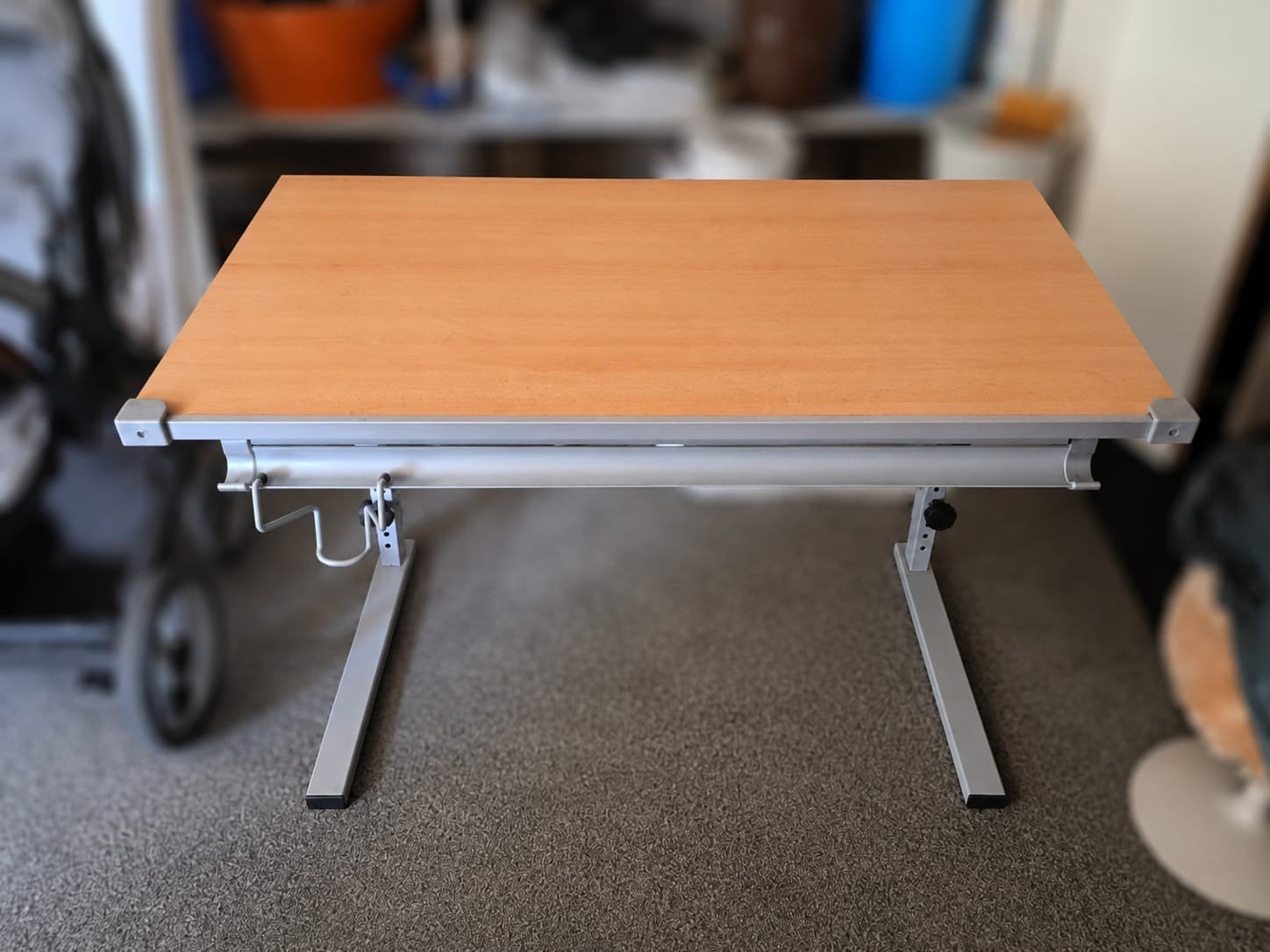 Solide bureau/tekentafel, Doe-het-zelf en Verbouw, Tekentafels, Zo goed als nieuw, Minder dan 130 cm, Ophalen