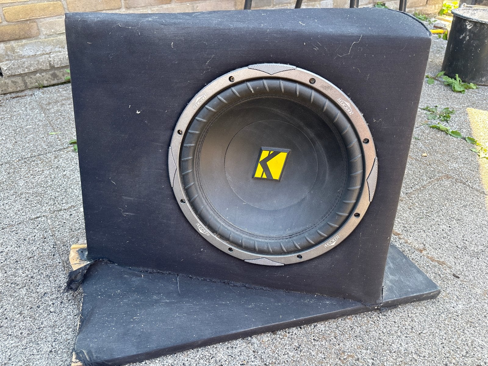 Kicker subwoofer met versterker en kabels, Auto diversen, Autoradio's, Gebruikt, Ophalen of Verzenden