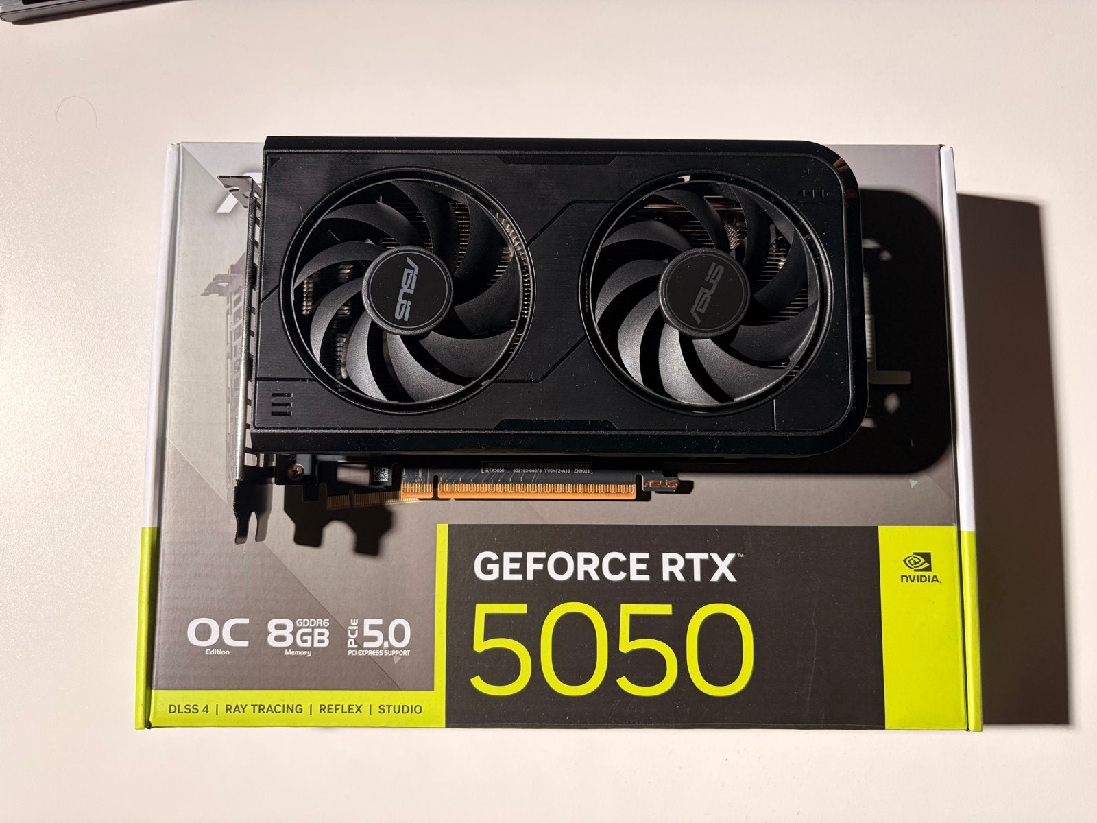 Nvidia GeForce RTX 5050 8GB Videokaart / Asus Dual OC, Computers en Software, Videokaarten, Nieuw, Nvidia, PCI-Express 5.0, GDDR6