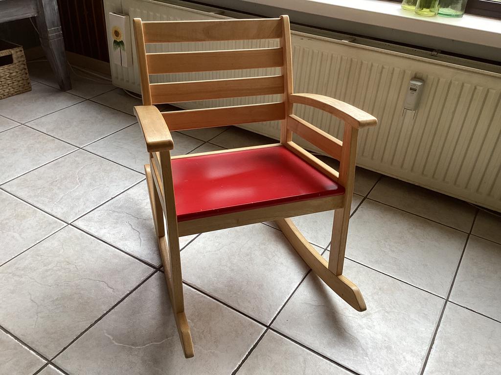 Kinderschommelstoel, Kinderen en Baby's, Kinderkamer | Tafels en Stoelen, Ophalen, Gebruikt, Stoel(en)
