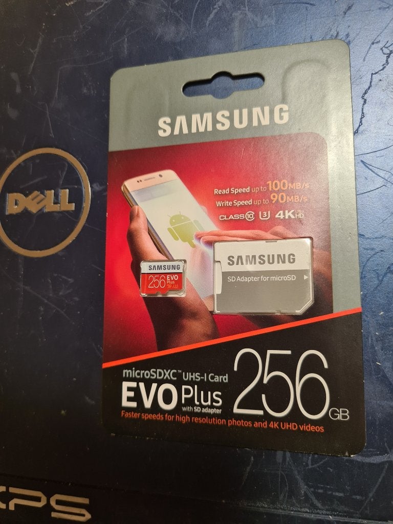 Samsung 256 GB EVO plus micro SD kaart nieuw, Audio, Tv en Foto, Nieuw, Ophalen of Verzenden, Samsung, MicroSD