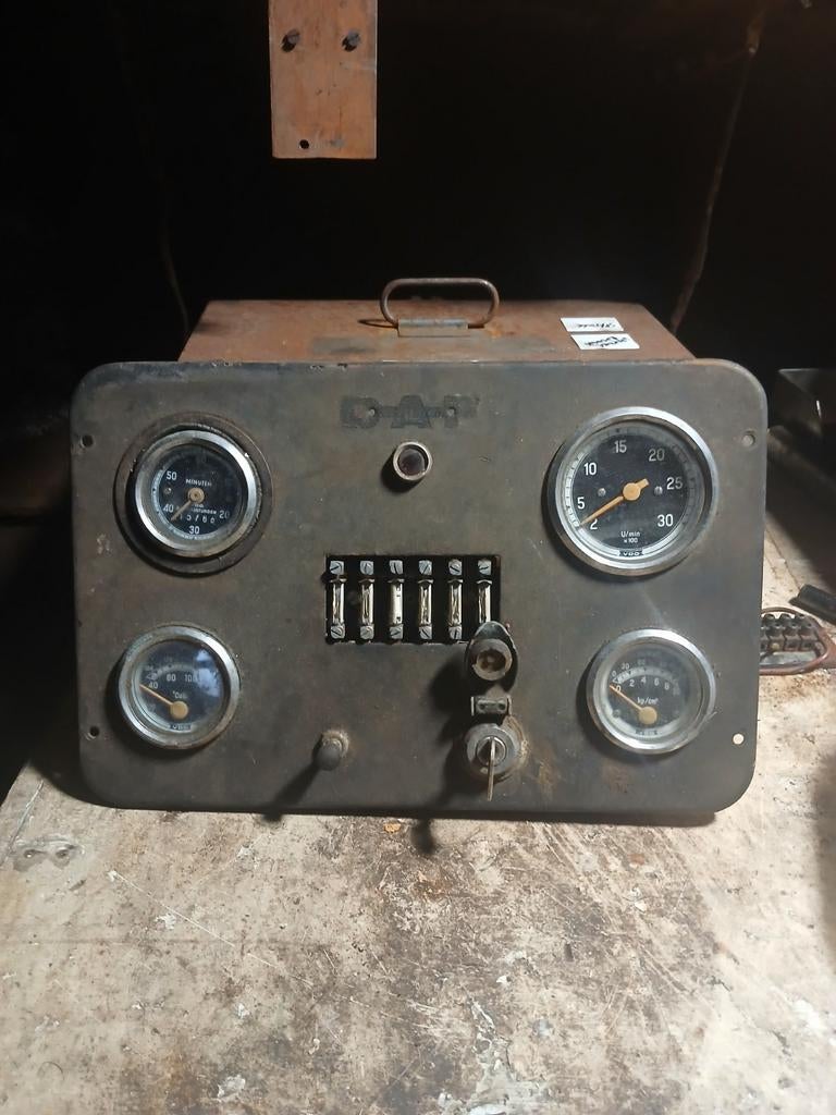 DAF Dashboard Paneel met Meters en Zekeringen, Ophalen of Verzenden, Gebruikt