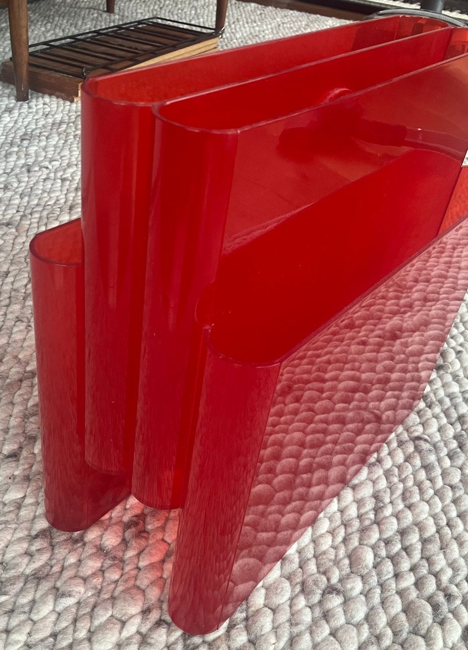 Kartell Krantenbak Rood - Stijlvol en Functioneel, Huis en Inrichting, Woonaccessoires | Krantenbakken en Lectuurbakken, Ophalen