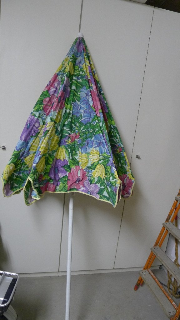 Parasol, Ophalen, Gebruikt, Kantelbaar, 1 tot 2 meter