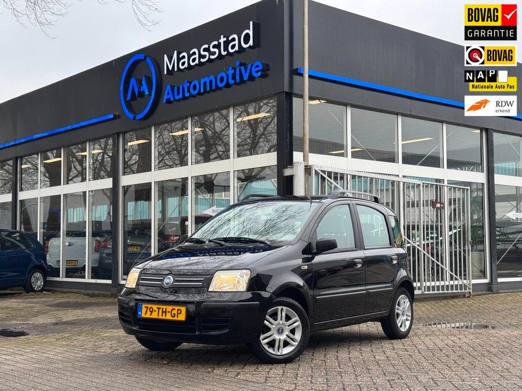 Fiat Panda 1.2 Emotion Airco 2e eig Volledige onderhoudhisto, Voorwielaandrijving, Gebruikt, Automatische klimaatregeling, Zwart