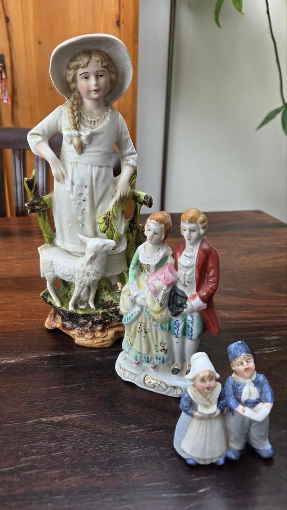 4 Vintage Porseleinen Beeldjes zeldzaam, Antiek en Kunst, Ophalen
