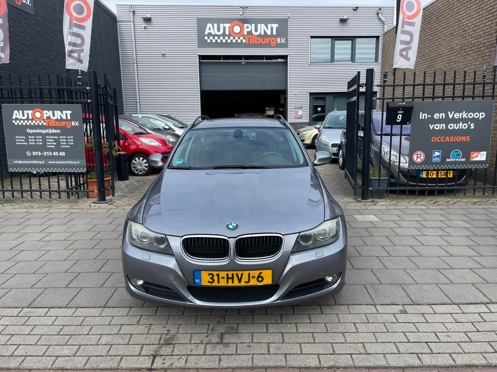 BMW 3-serie Touring 318d High Executive 2e Eig! Trekhaak Air, Auto's, BMW, 21 km/l, Achterwielaandrijving, Origineel Nederlands