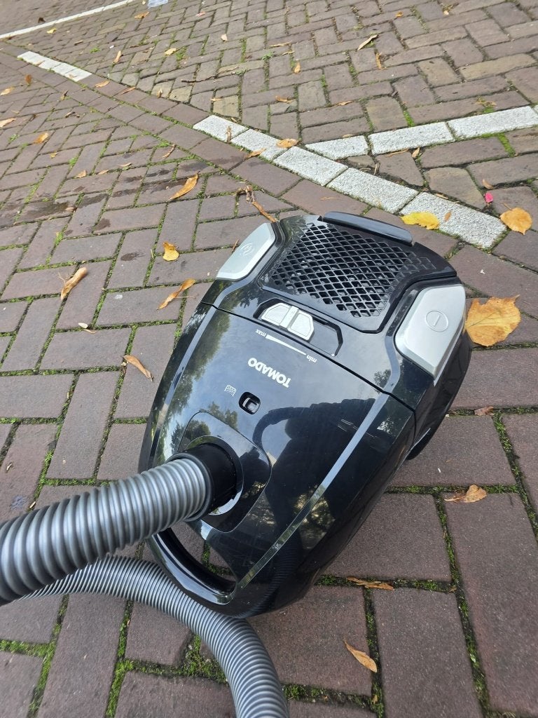 tomado stofsuiger zo goed als nieuw, moet weg,, Stofzak, Overige typen, Ophalen of Verzenden, Zo goed als nieuw