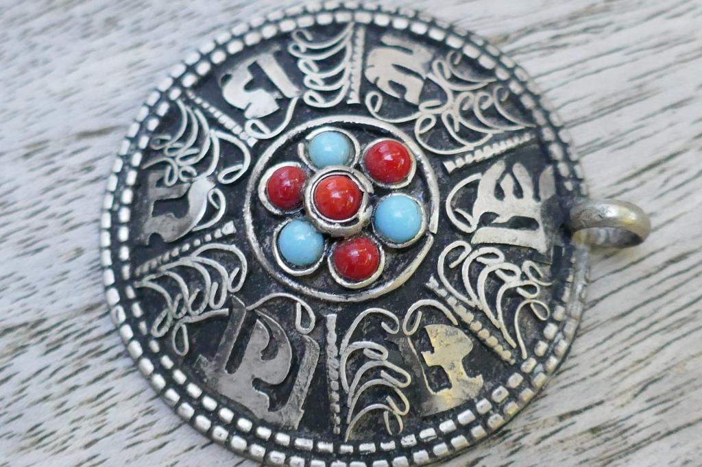 Tibetaanse Hanger, Verzenden, Zo goed als nieuw, Zilver, Overige materialen